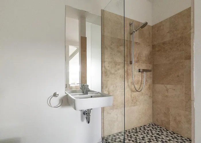 Daire 40 Qm-appartement Unterm Dach Der Haeselburg *