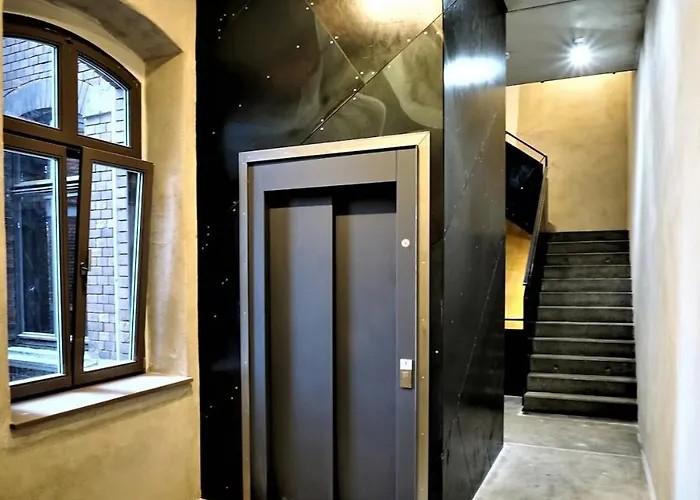 40 Qm-appartement Unterm Dach Der Haeselburg Apartment *